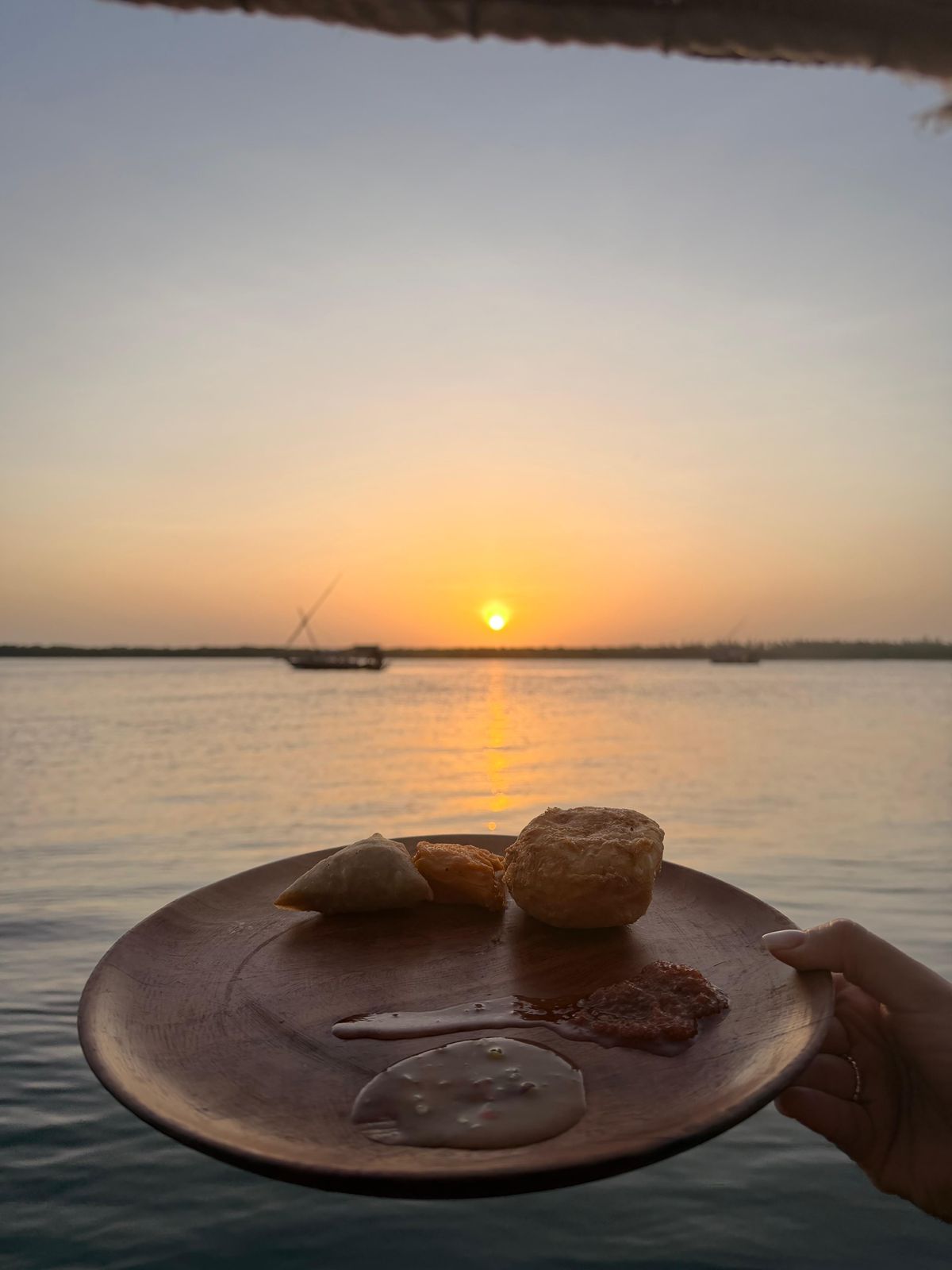 Sundowner snacks served on board